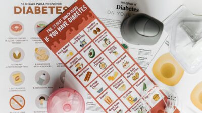 Pamphlets featuring healthy snack choices and diabetes prevention tips.